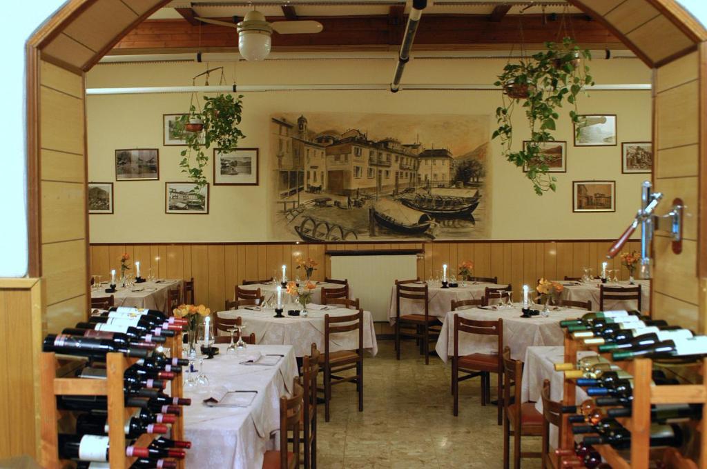 Albergo Vecchia Menaggio Bagian luar foto